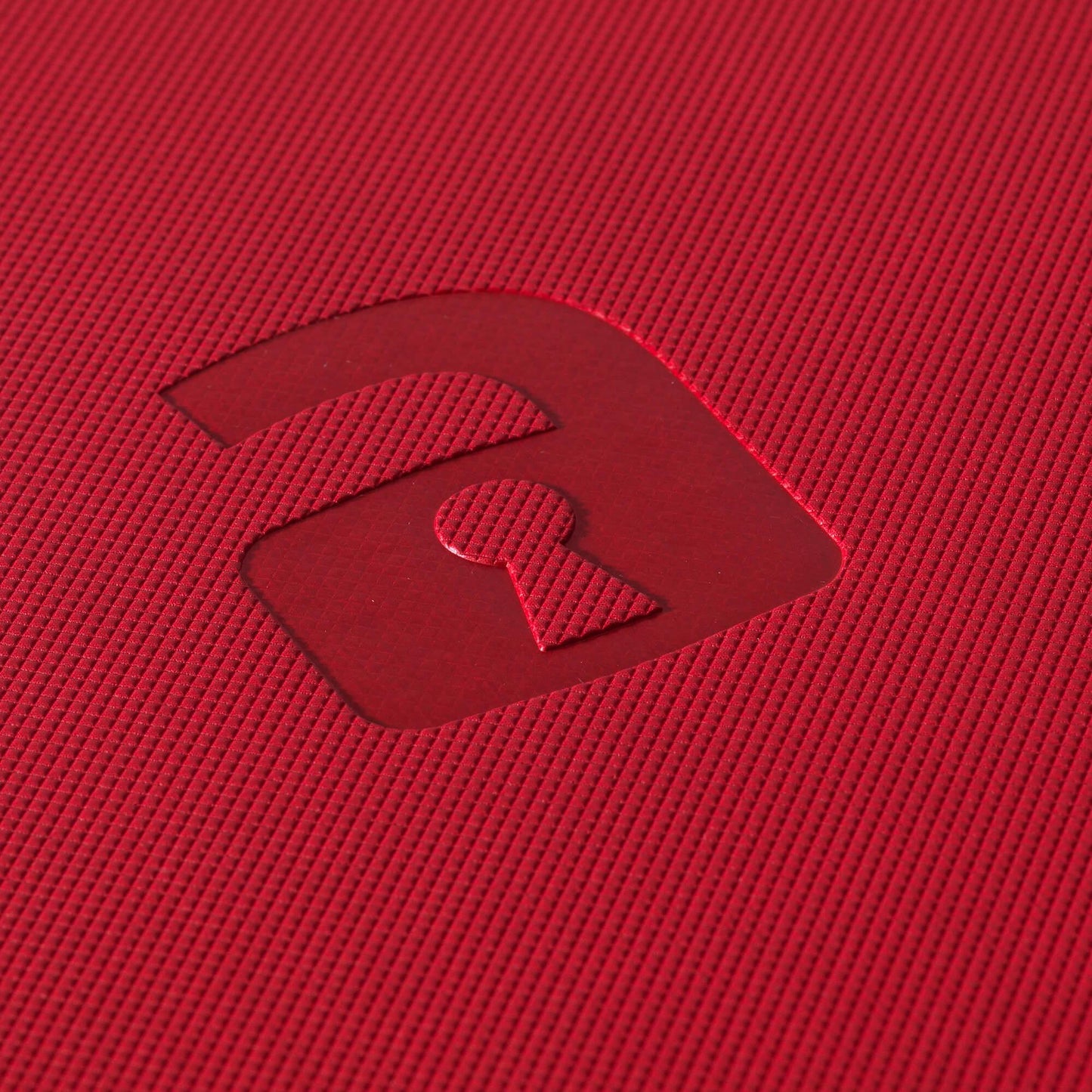 Vault X Premium Exo-Tec® 4 Pocket Zip Card Binder - Red